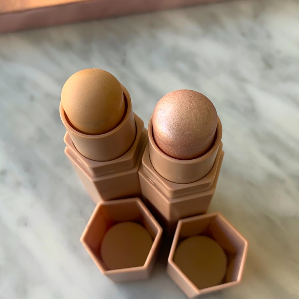 Fenty Matchstick Bundle Starstruck highlighter and Linen contour